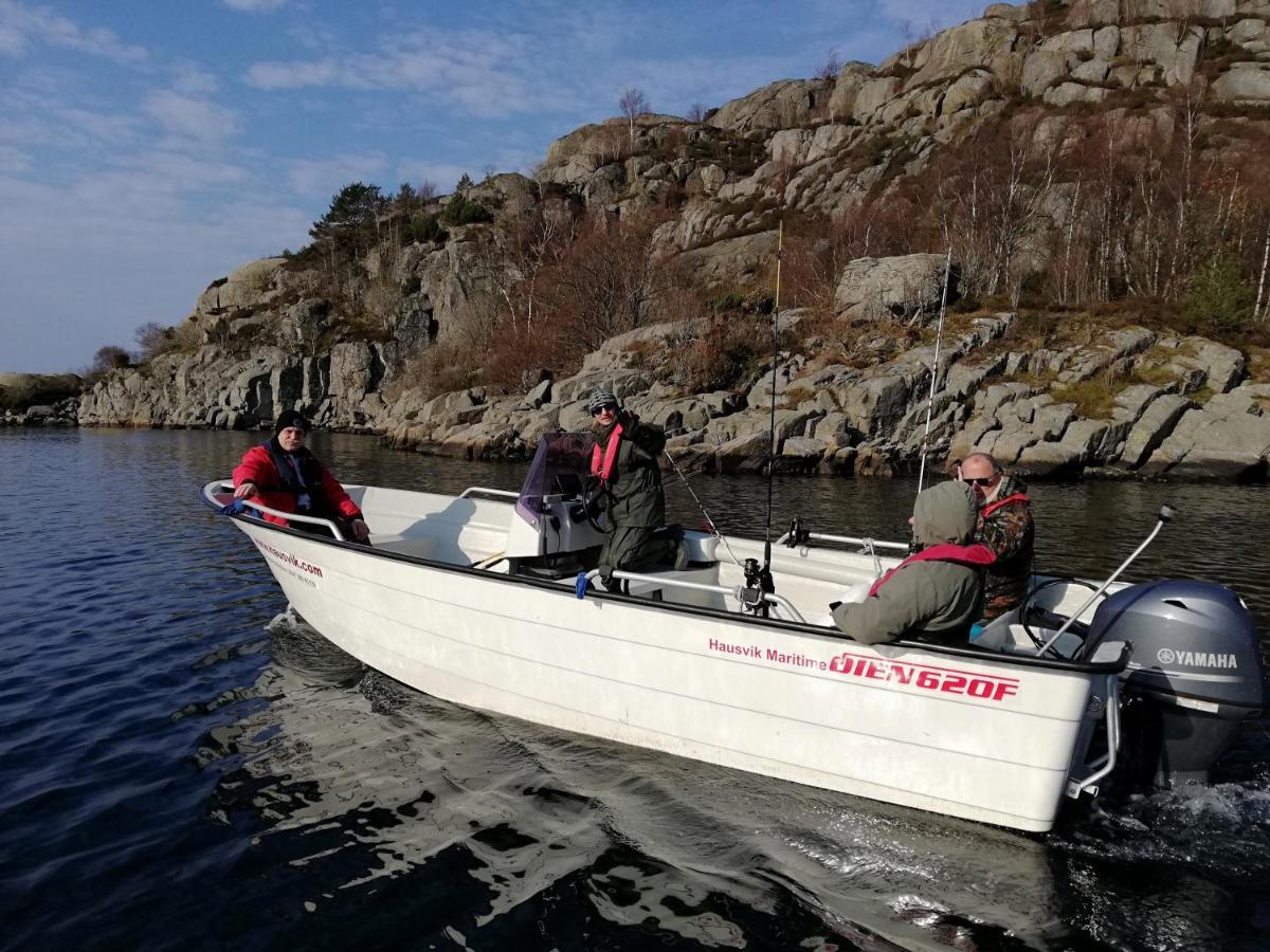 Hausvikstranda Lyngdal Luaran gambar