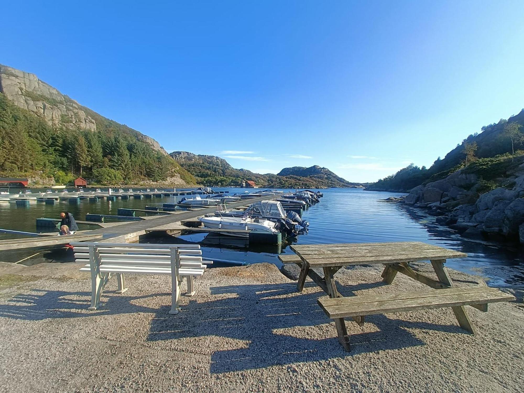 Hausvikstranda Lyngdal Luaran gambar
